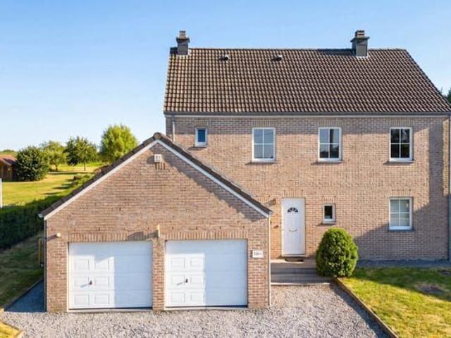 Maison 4ch à louer à Clermont sous Huy!
