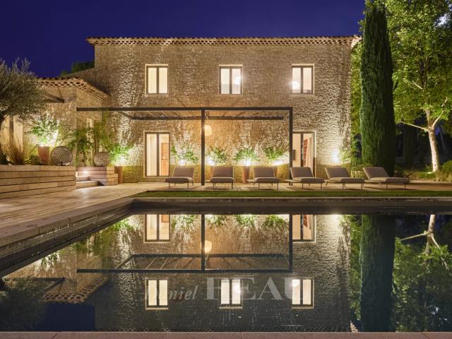 Maison 519 m²