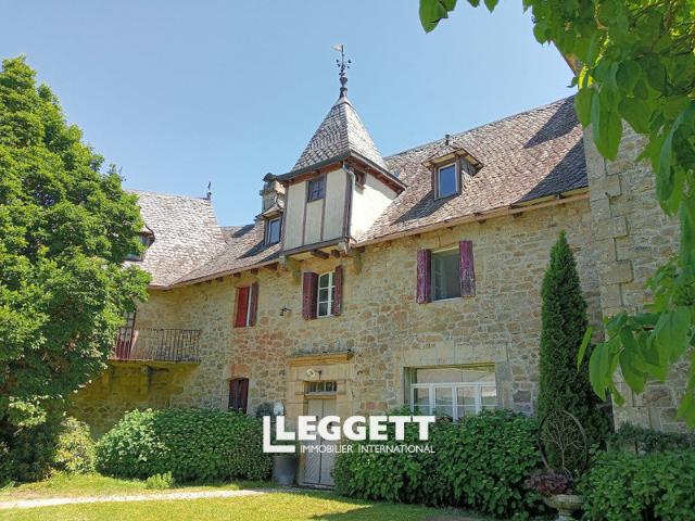 Maison 53 pièces 800 m²