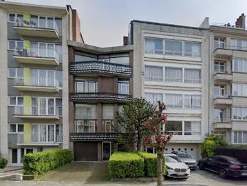 Ixelles, Bruxelles-Capitale - Tuin, Parkeerplaats