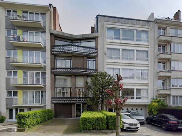 Maison contemporaine avec jardin