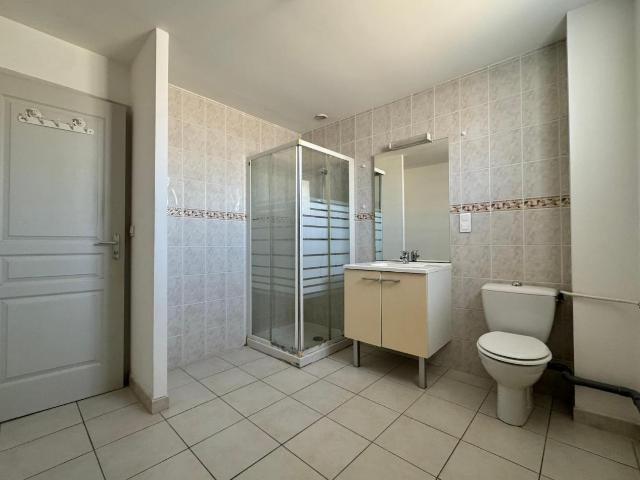 Maison, 59m² 2 pièces, en location à Vendres585 € par mois