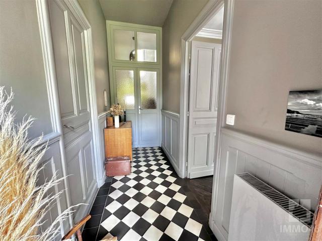 Maison 5 chambres avec jardin, garage et SPA en centre ville 197m² Cahors