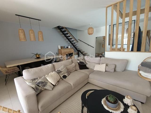 Maison 5 chambres de 174 m² avec piscine