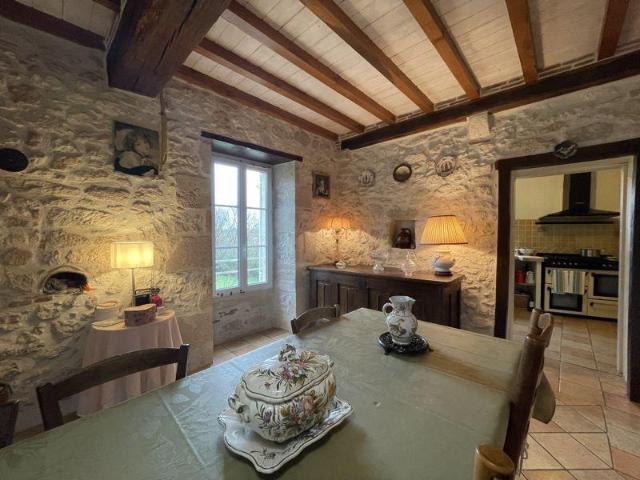 Maison 5 chambres, Duras Aquitaine 47120 ELS100445774