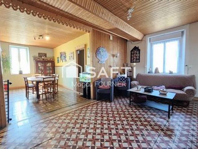 Maison 5 chambres proches des commerces et écoles