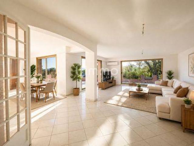 Maison 5 chambres, Saint Provence 83700 DLS105112348