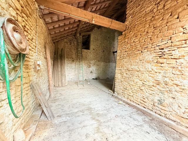 Maison 5 pièce s 300 m2