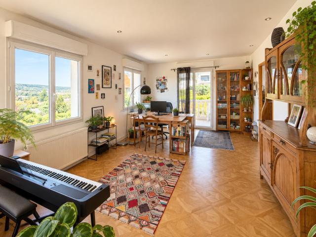 Maison 5 pièce s 3 chambre s 165 m²