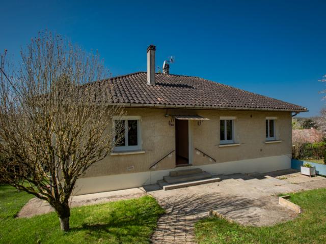 Maison 5 pièce s 98 m2 plein pied, 3ch, grande sous sol, jardin 1977M2