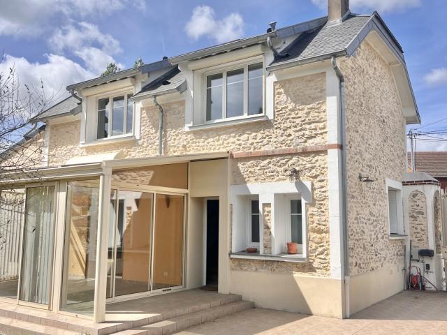 Maison 5 pièces 104 m²