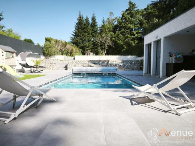 Maison 5 pièces 104 m²