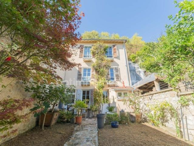 Maison 5 pièces 104 m²