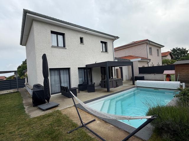 Maison 5 pièces 104 m²