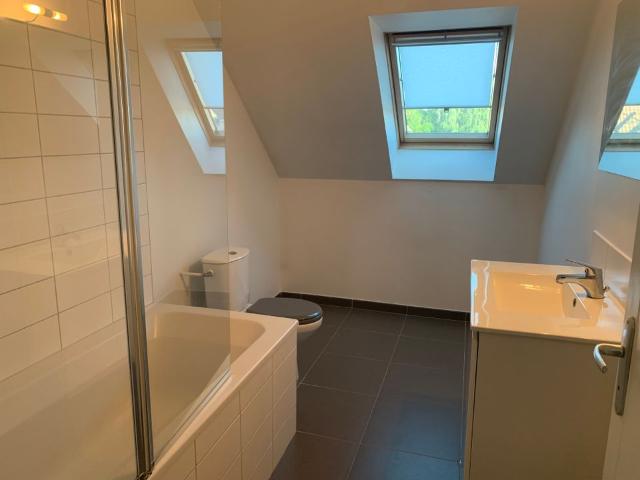 Maison 5 pièces, 104 m² à louer à Avelin 59710