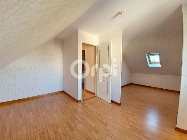 Maison 5 pièces, 104 m² à louer à Saint Denis en Val 45560