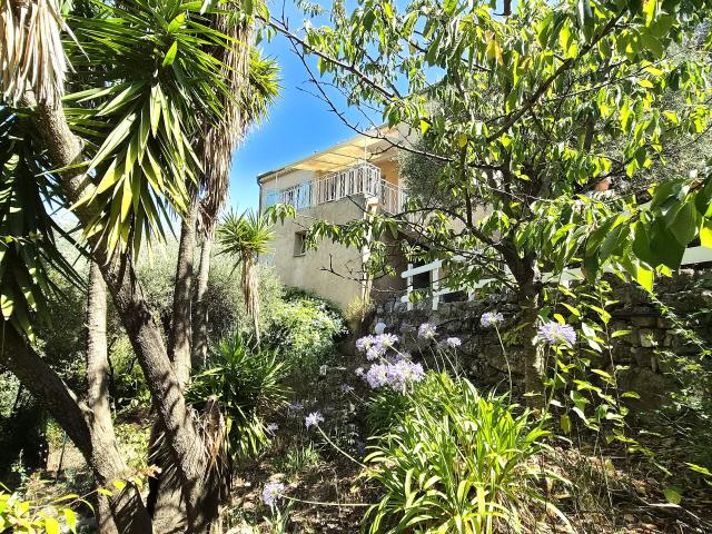 Maison 5 pièces 105 m²