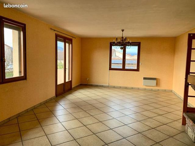 Maison 5 pièces 105 m²