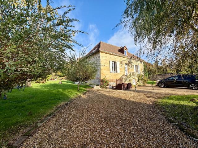 Maison 8 pièces 164 m²
