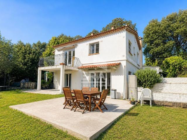 Maison 5 pièces 106 m²