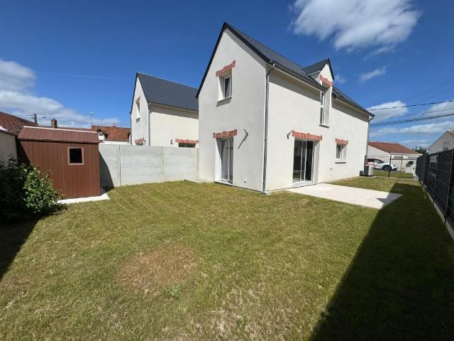 Maison 5 pièces, 106 m² à louer à Saint Hilaire Saint Mesmin 45160