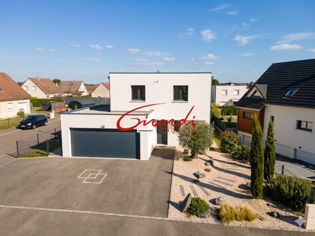 Maison 5 pièces 107 m²