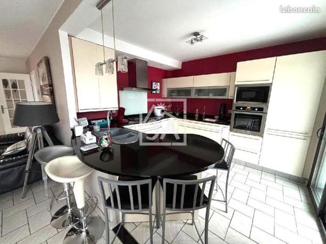 Maison 5 pièces 109 m²