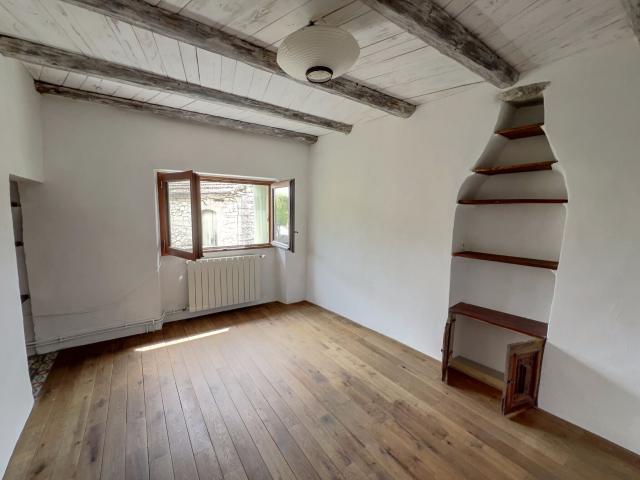 Maison 5 pièces, 109 m² à louer à Logrian Florian 30610