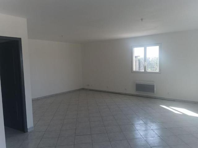 Maison 5 pièces, 109 m² à louer à Saint Émilion 33330