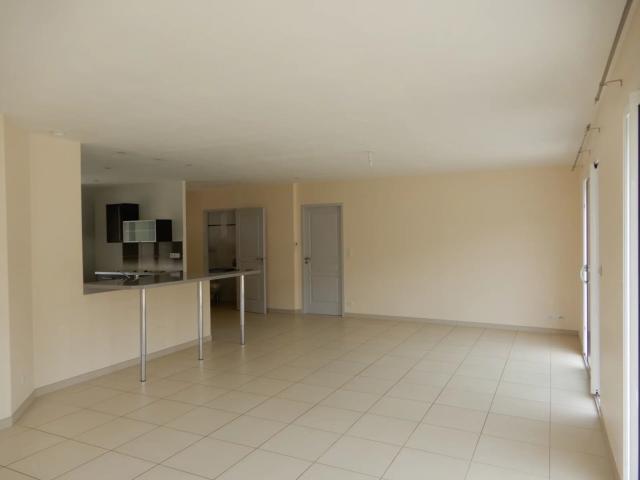 Maison 5 pièces, 109 m² à louer à Soual 81580