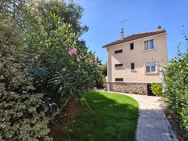Maison 5 pièces 100 m²