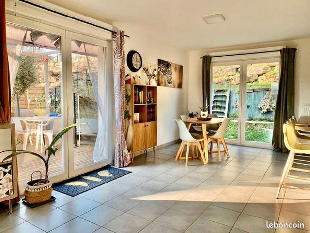 Maison 5 pièces 100 m²