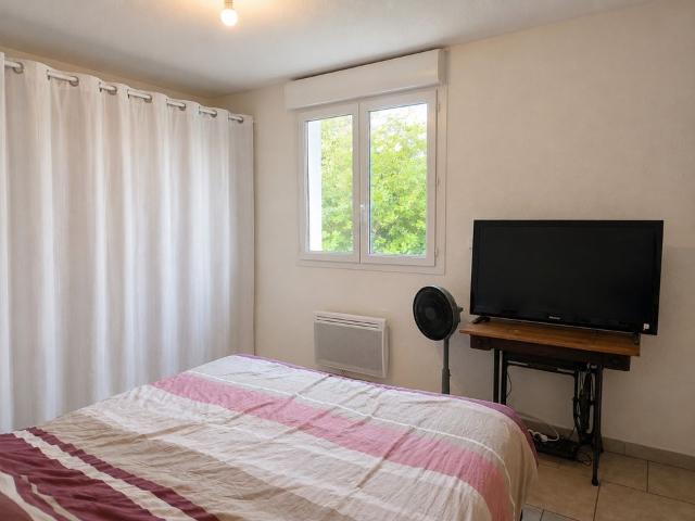 Maison 5 pièces, 100 m² à louer à Barjac 30430