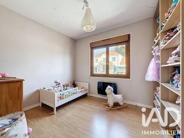 Maison 5 pièces, 100 m² à louer à Boussy Saint Antoine 91800