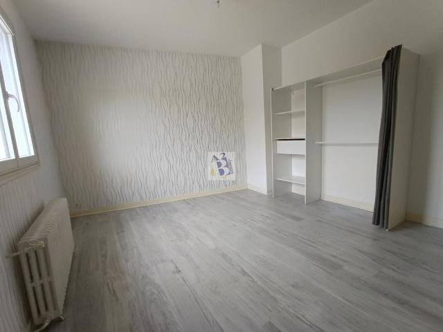 Maison 5 pièces, 100 m² à louer à Gond Pontouvre 16160