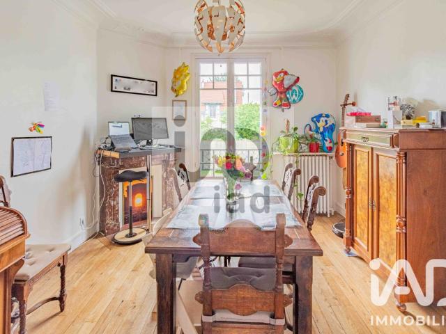 Maison 5 pièces, 100 m² à louer à Le Vésinet 78110