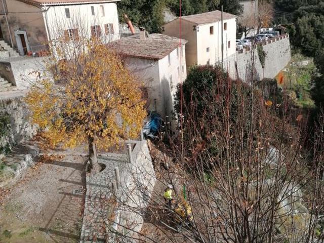 Maison 5 pièces, 100 m² à louer à Pierrefeu 06910