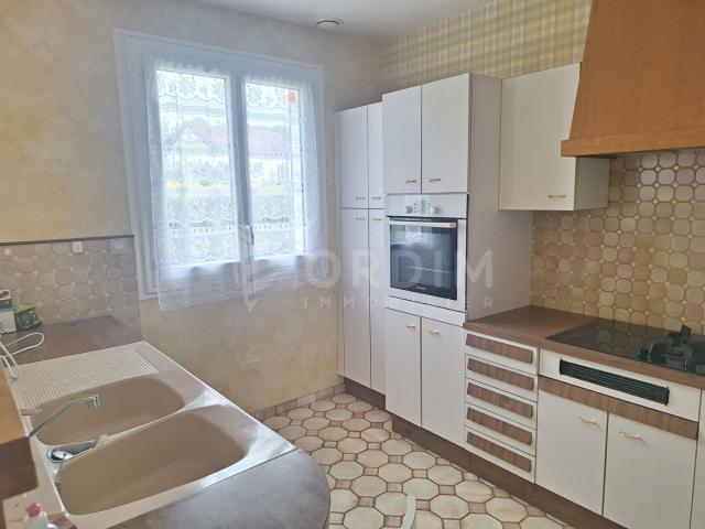 Maison 5 pièces, 100 m² à louer à Toucy 89130