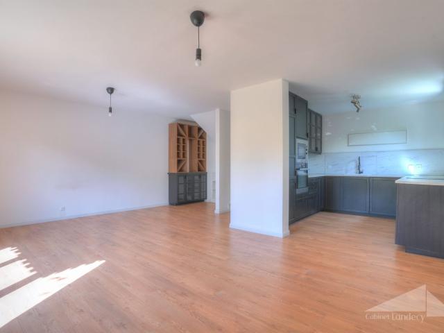 Maison 5 pièces à vendre Ferney Voltaire 101m² Ferney Voltaire