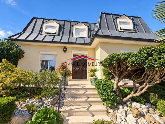 Maison 5 pièces 101 m²