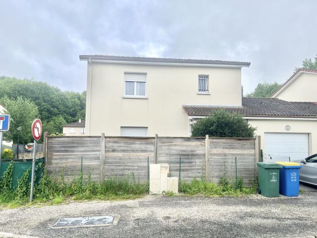 Maison 5 pièces, 101 m² à louer à Couzeix 87270