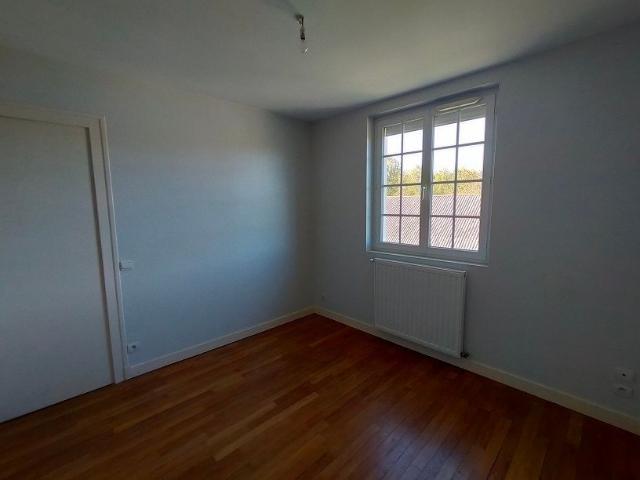 Maison 5 pièces, 101 m² à louer à Villentrois Faverolles en Berry 36600