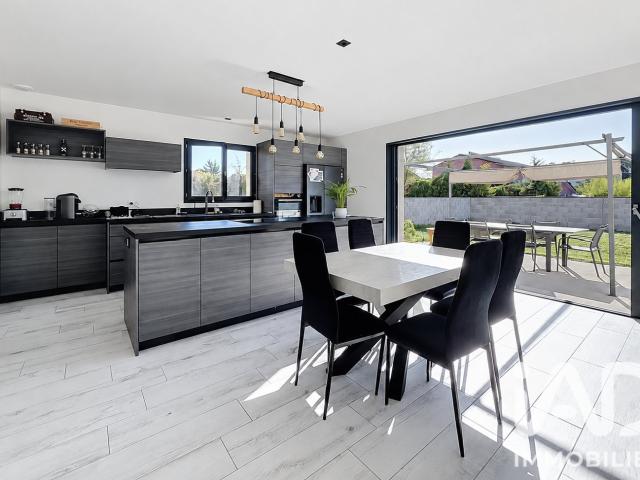 Maison 5 pièces 102 m²