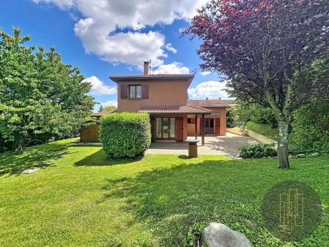 Maison 5 pièces 105 m²