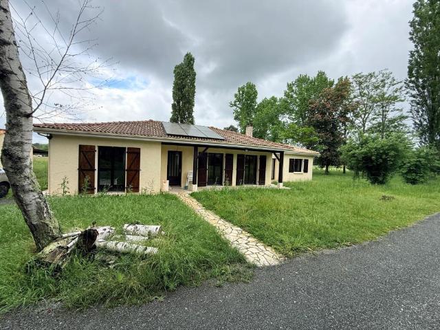 Maison 5 pièces, 102 m² à louer à Cavignac 33620