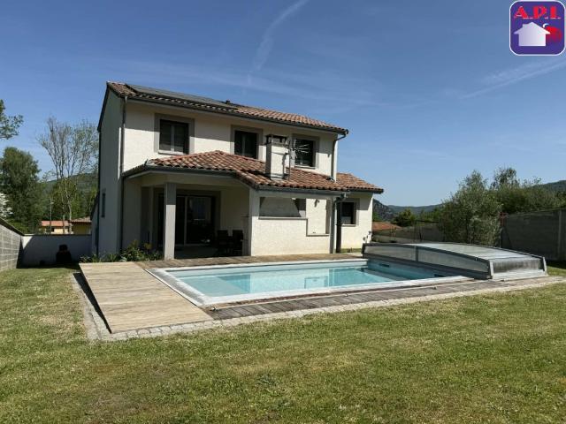 Maison 5 pièces 114 m²