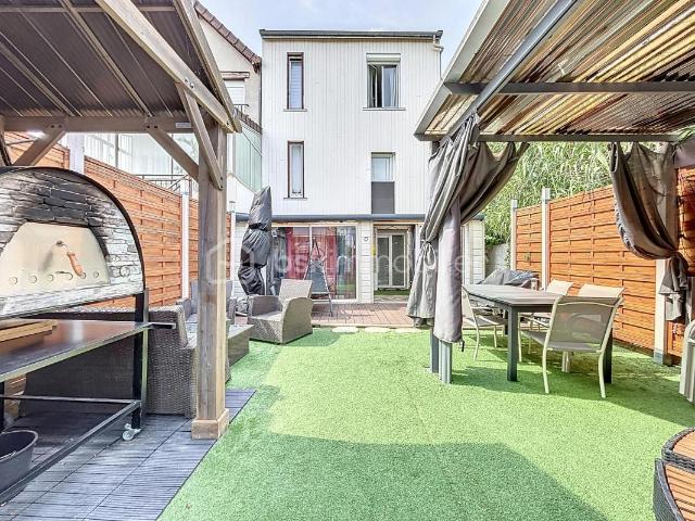 Maison 5 pièces 115 m²