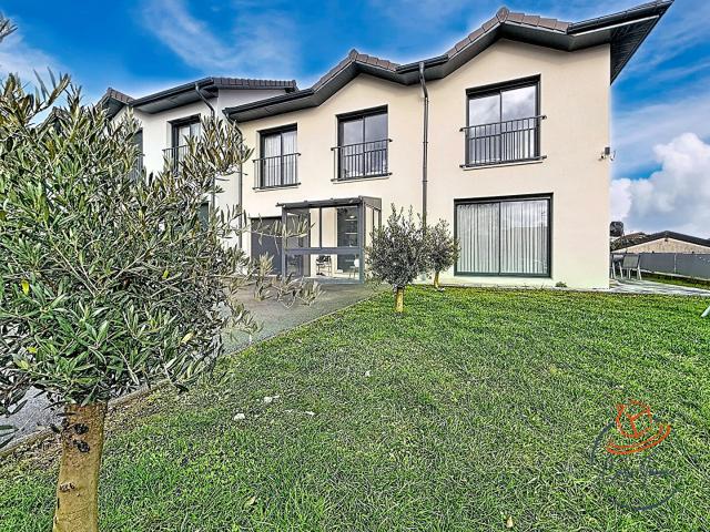 Maison 5 pièces 115 m²