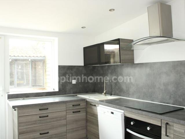 Maison 5 pièces, 115 m² à louer à Cambrai 59400