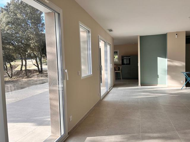 Maison 5 pièces, 115 m² à louer à Saint Restitut 26130